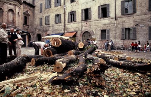 Piazza mercato anni '70-'80